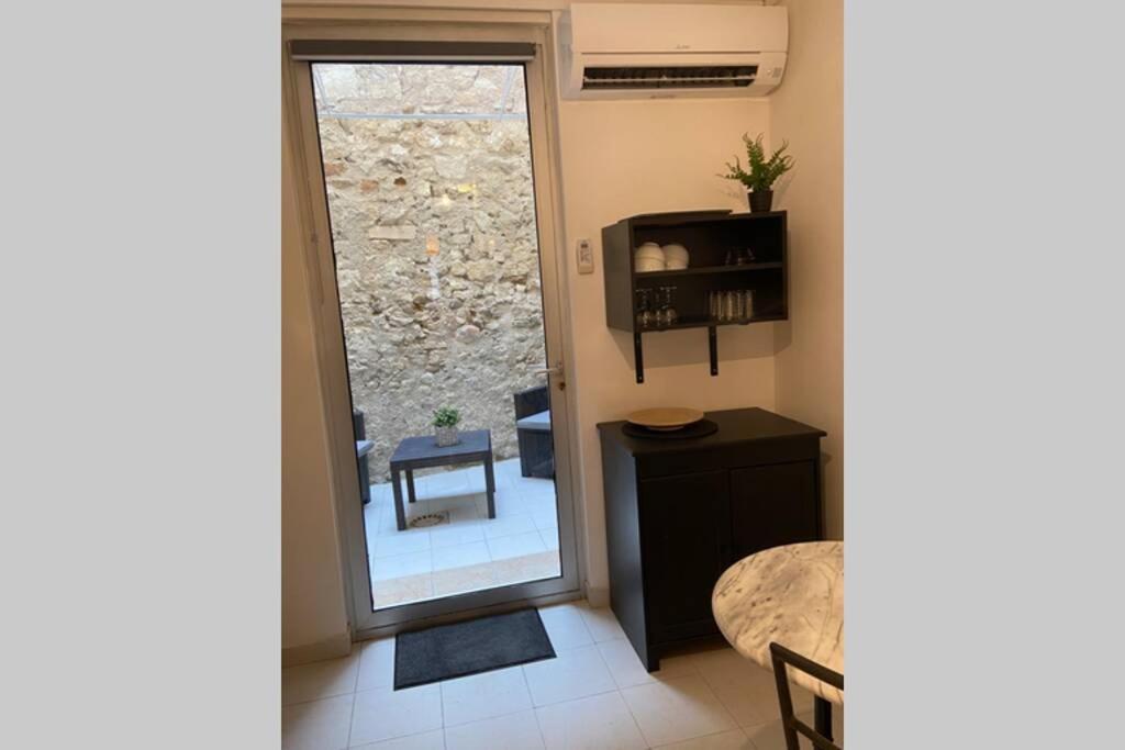 Studio Au Coeur De La Ville D'Arles Exteriér fotografie
